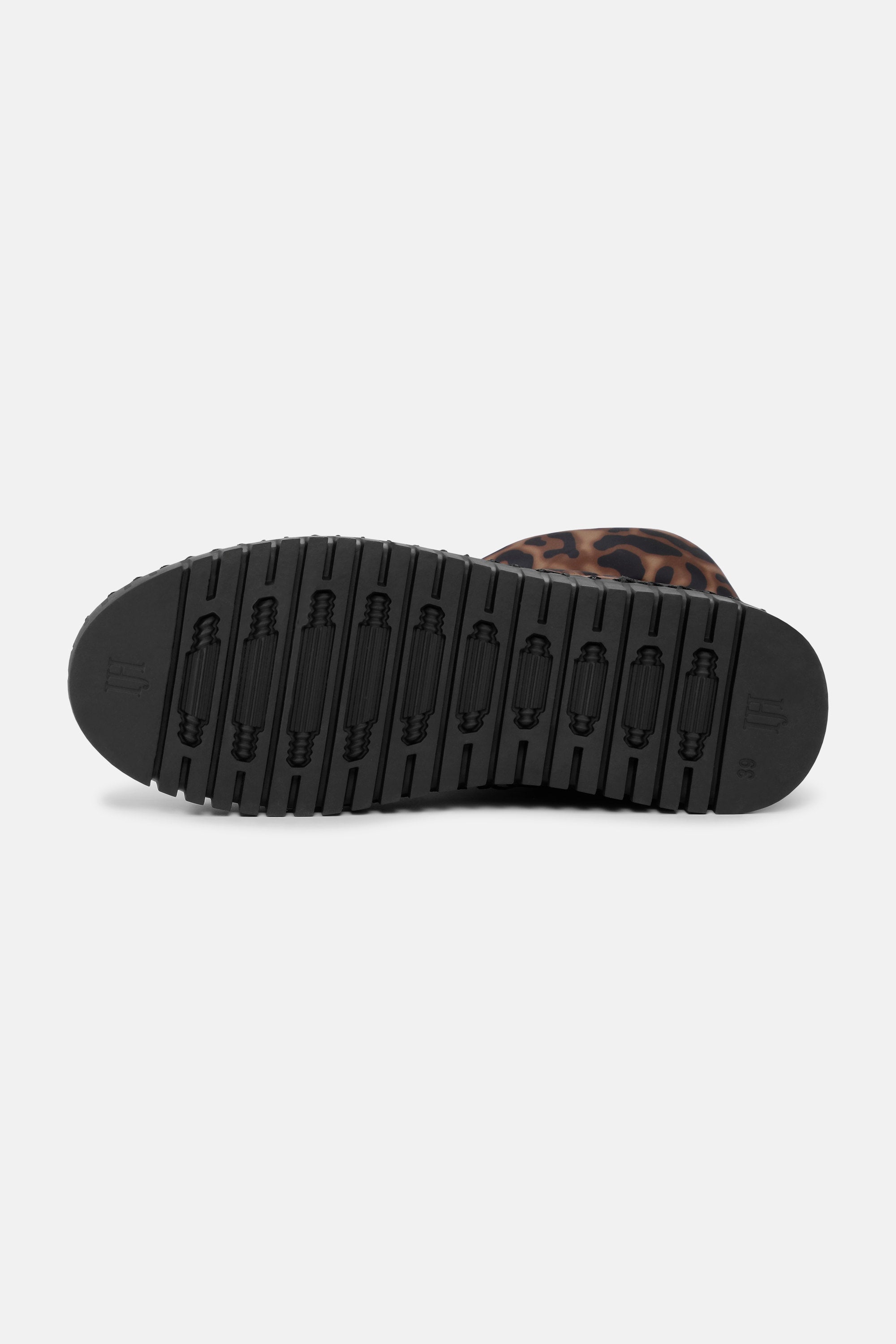 Tulip Padded Winter Boot - Brown Panthera Print Black